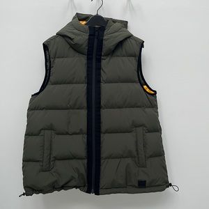 Women’s Moose Knuckles Hooded Puffer Vest